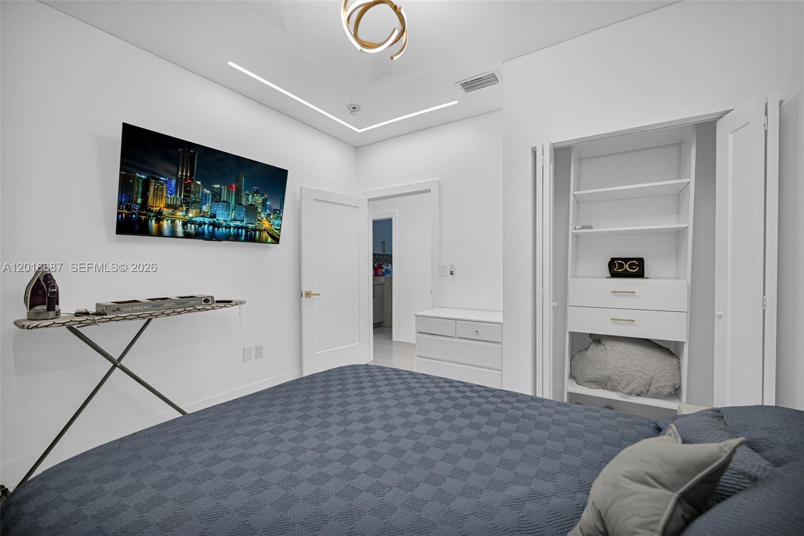 Lindbergh's Landing - Residential