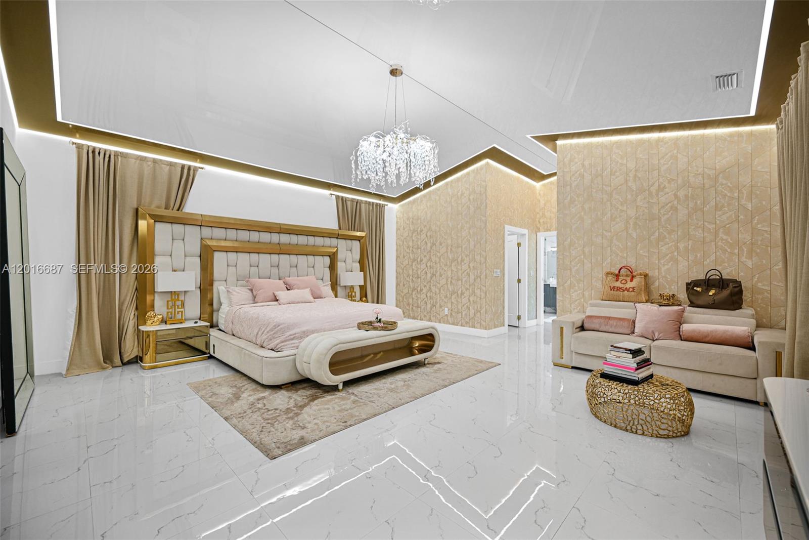 Lindbergh's Landing - Residential