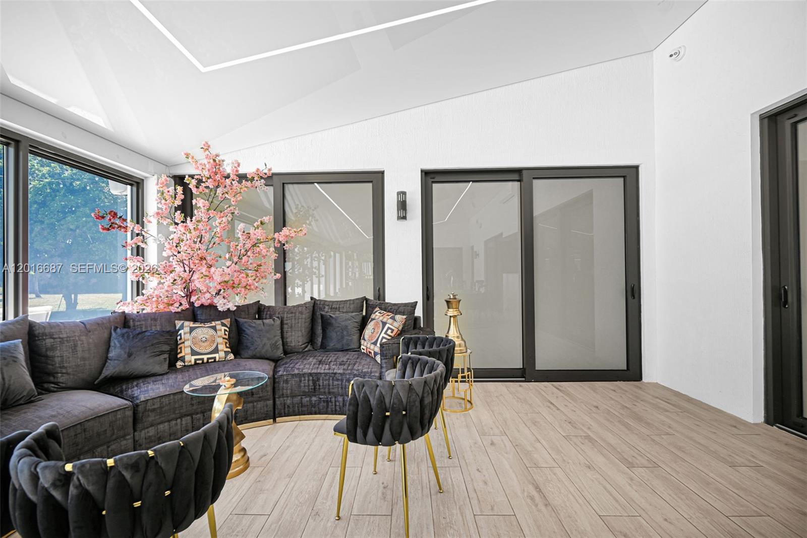 Lindbergh's Landing - Residential