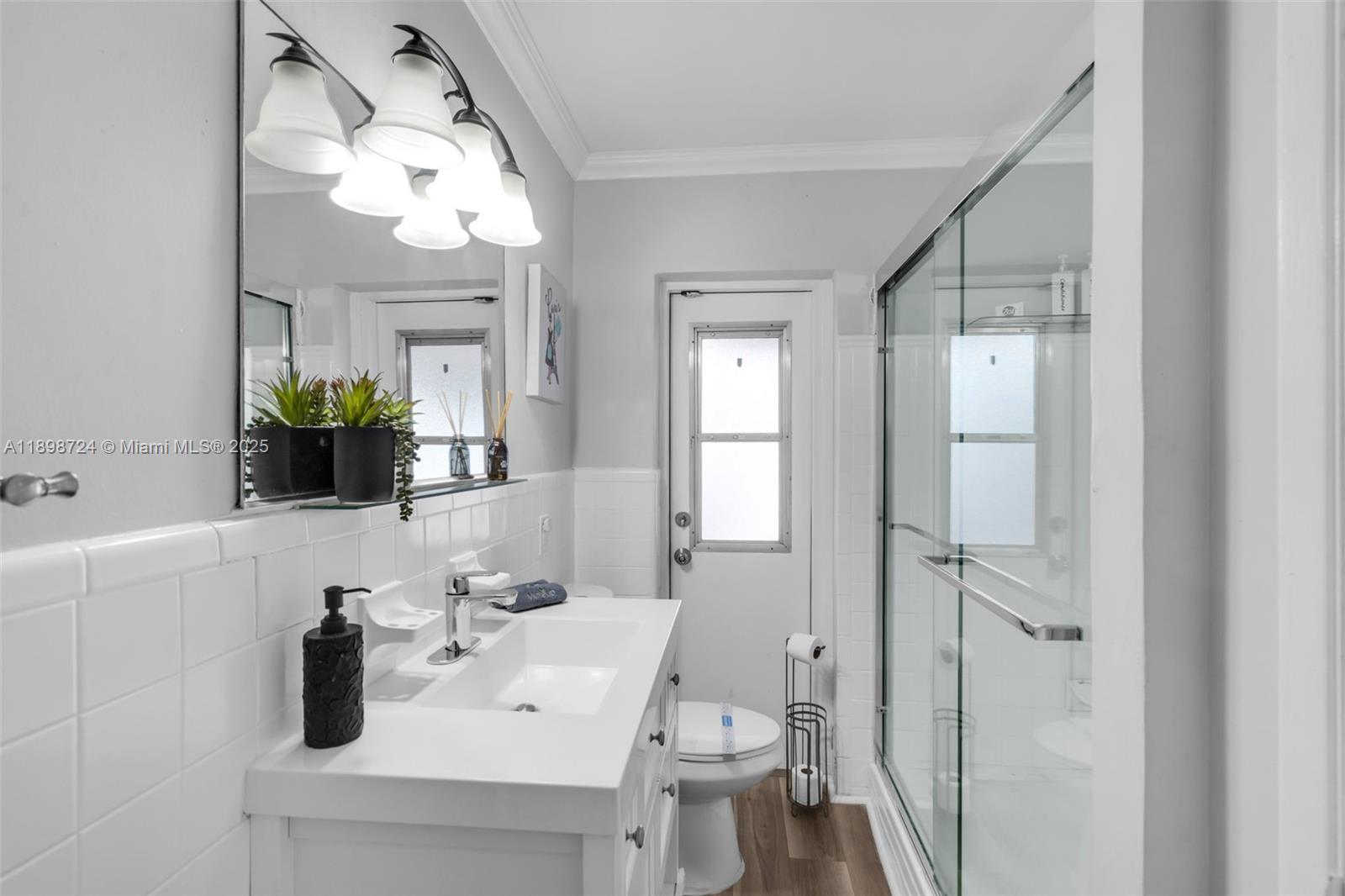 RIVERLAND VILLAGE SEC ONE - Residential Lease