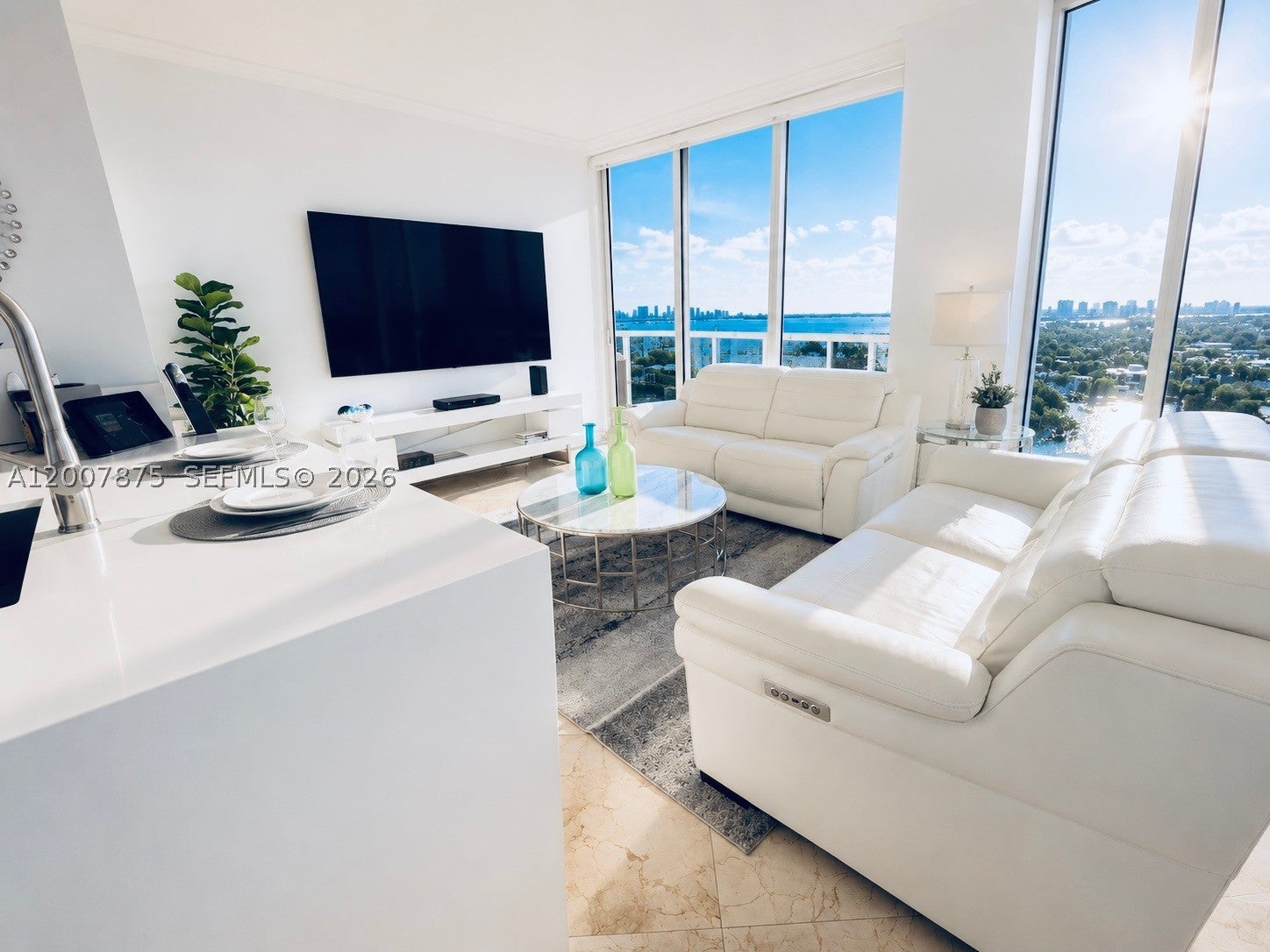6515 Collins Ave 1609