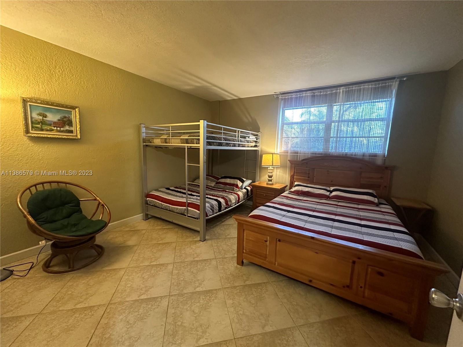 TIDES ON HOLLYWOOD BEACH - Residential Lease