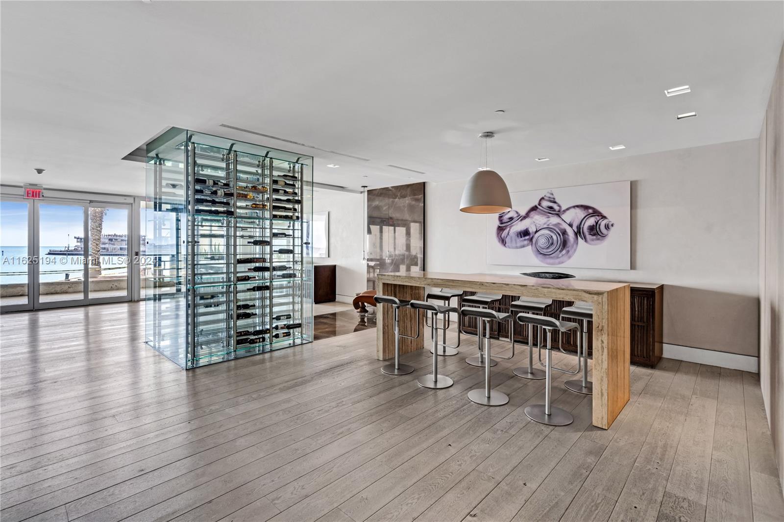 RESIDENCES AT VIZCAYA CON - Residential