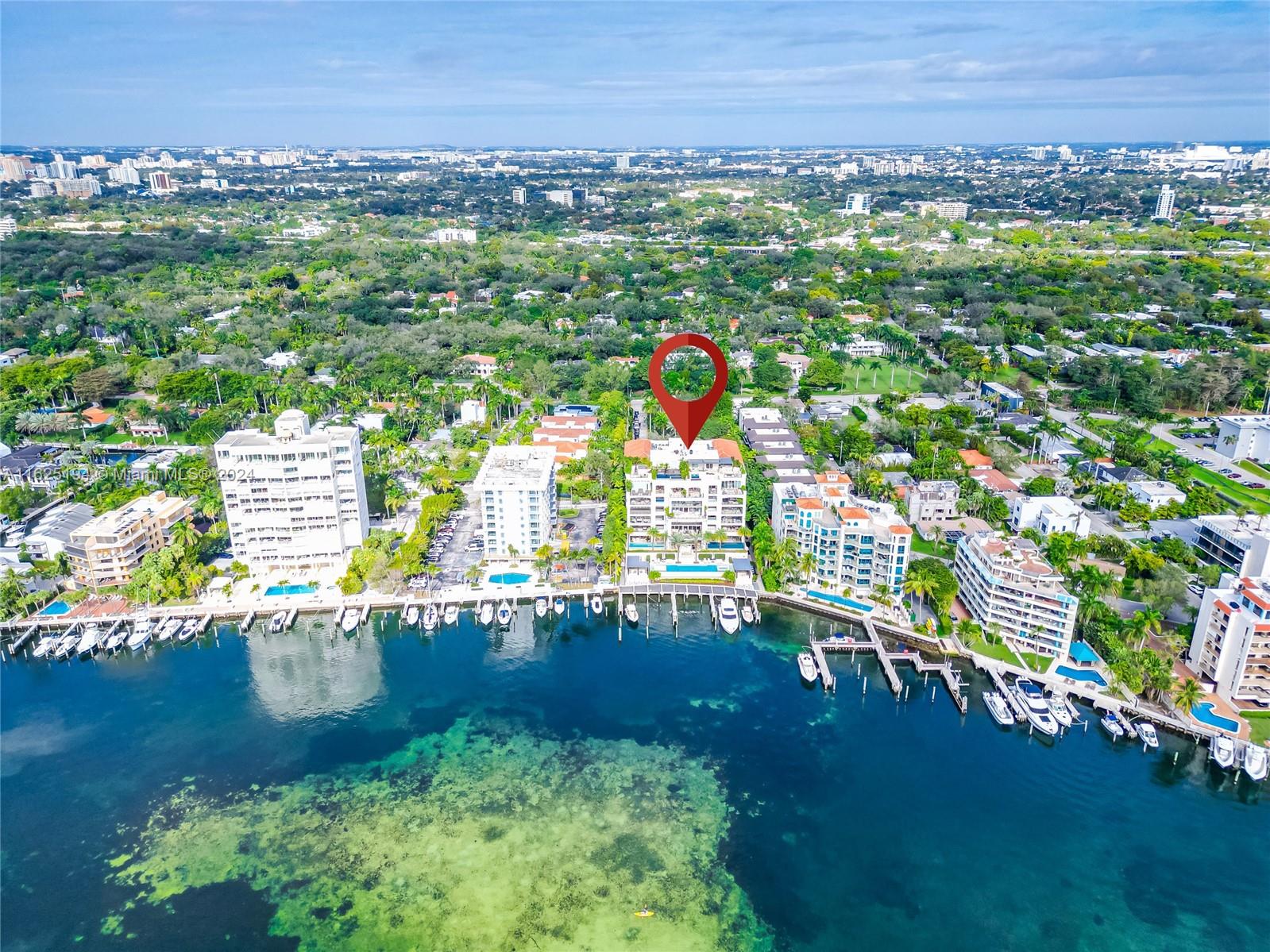 RESIDENCES AT VIZCAYA CON - Residential