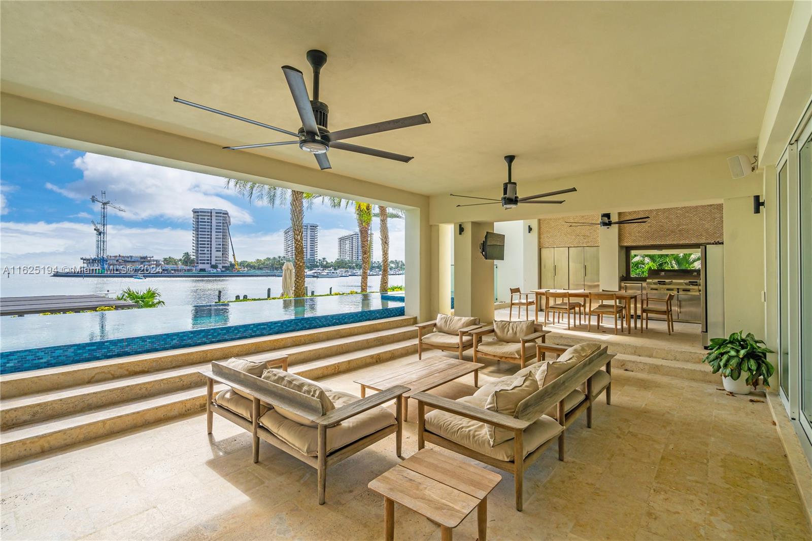 RESIDENCES AT VIZCAYA CON - Residential