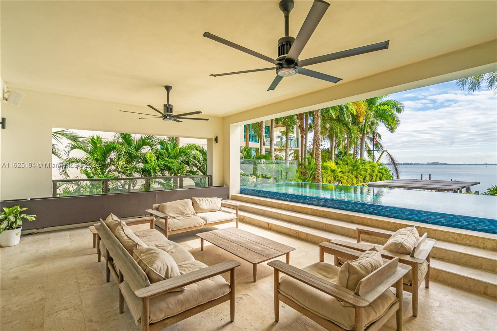 RESIDENCES AT VIZCAYA CON - Residential