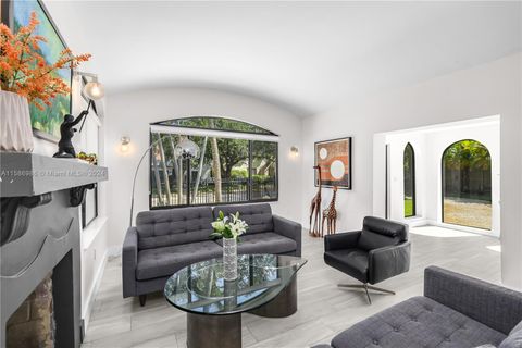 Single Family Residence in Miami FL 812 81st St St 10.jpg