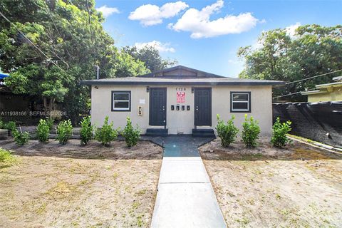 1126 NW 58th Ter Miami FL 33127