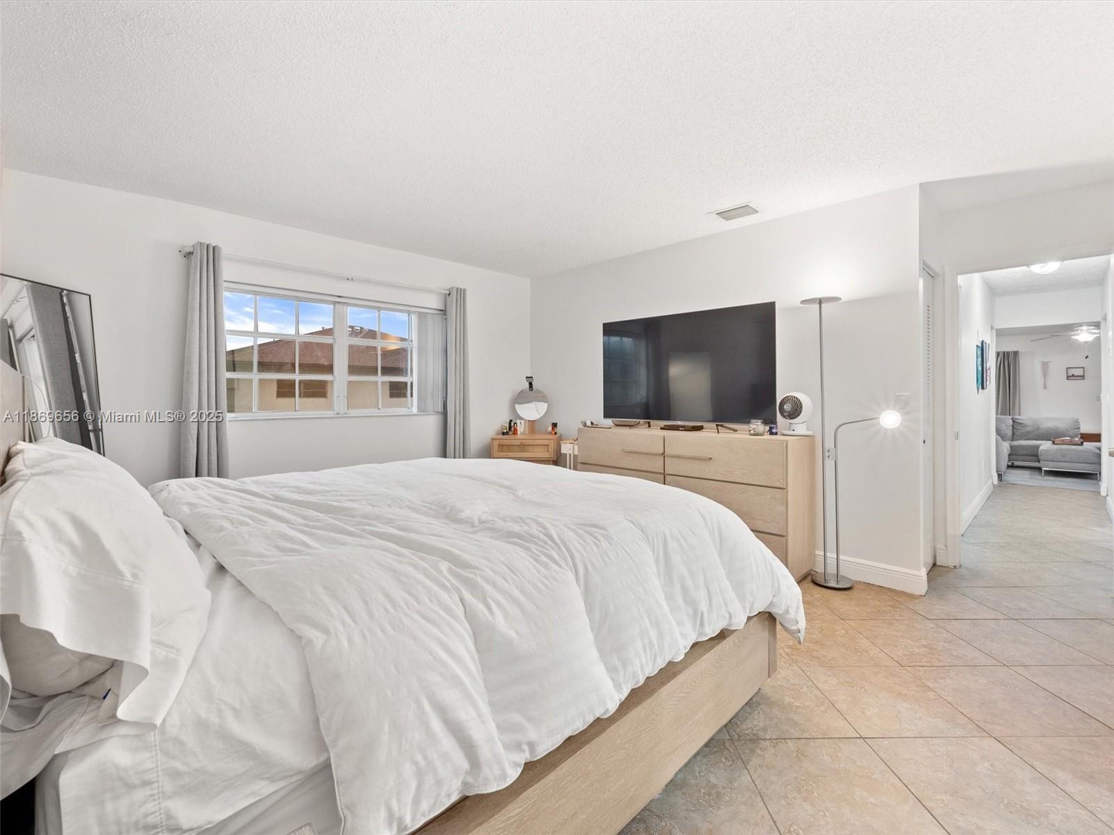 BENT TREE PARCEL 6 CONDO - Residential