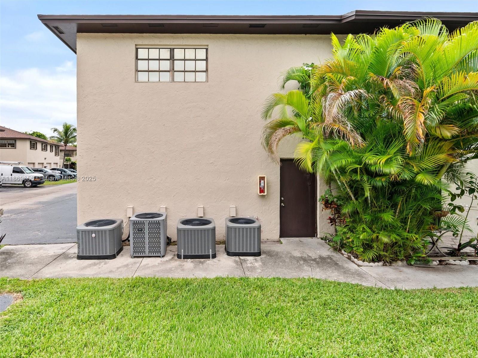 BENT TREE PARCEL 6 CONDO - Residential