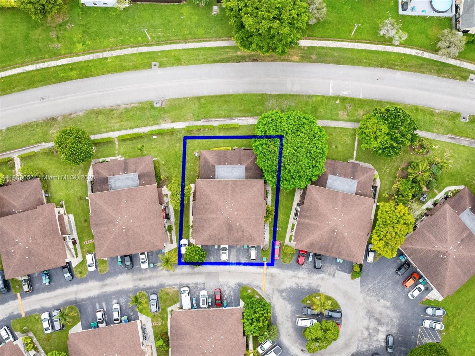 BENT TREE PARCEL 6 CONDO - Residential