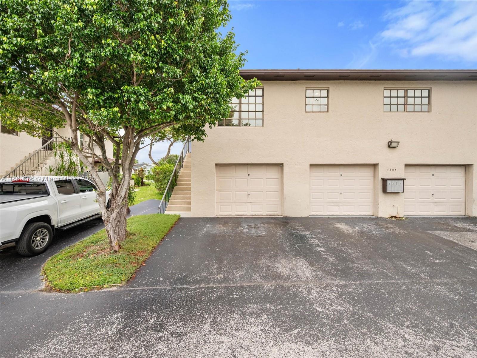 BENT TREE PARCEL 6 CONDO - Residential