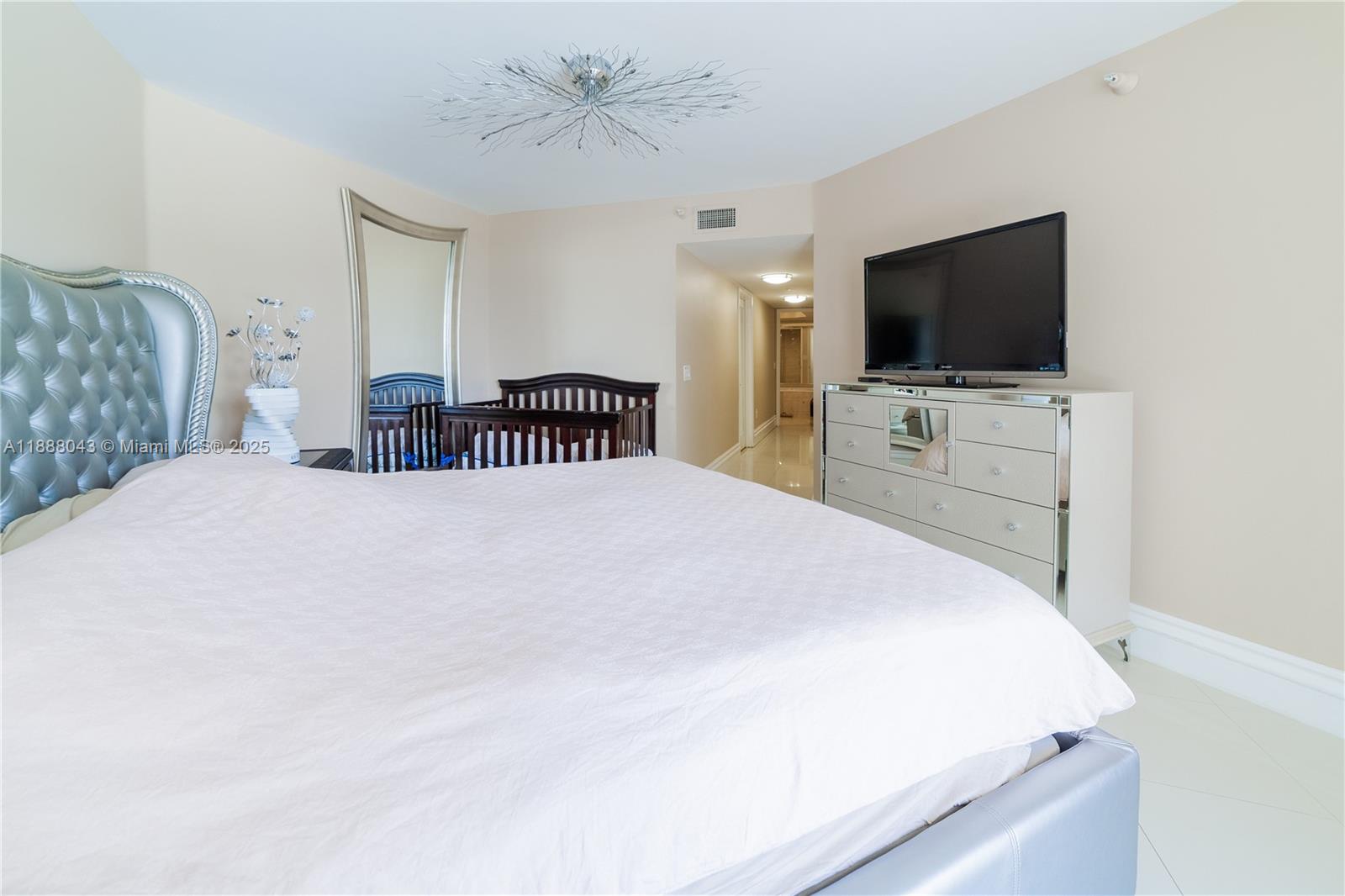 SANDS POINTE OCEAN BEACH - Residential Lease