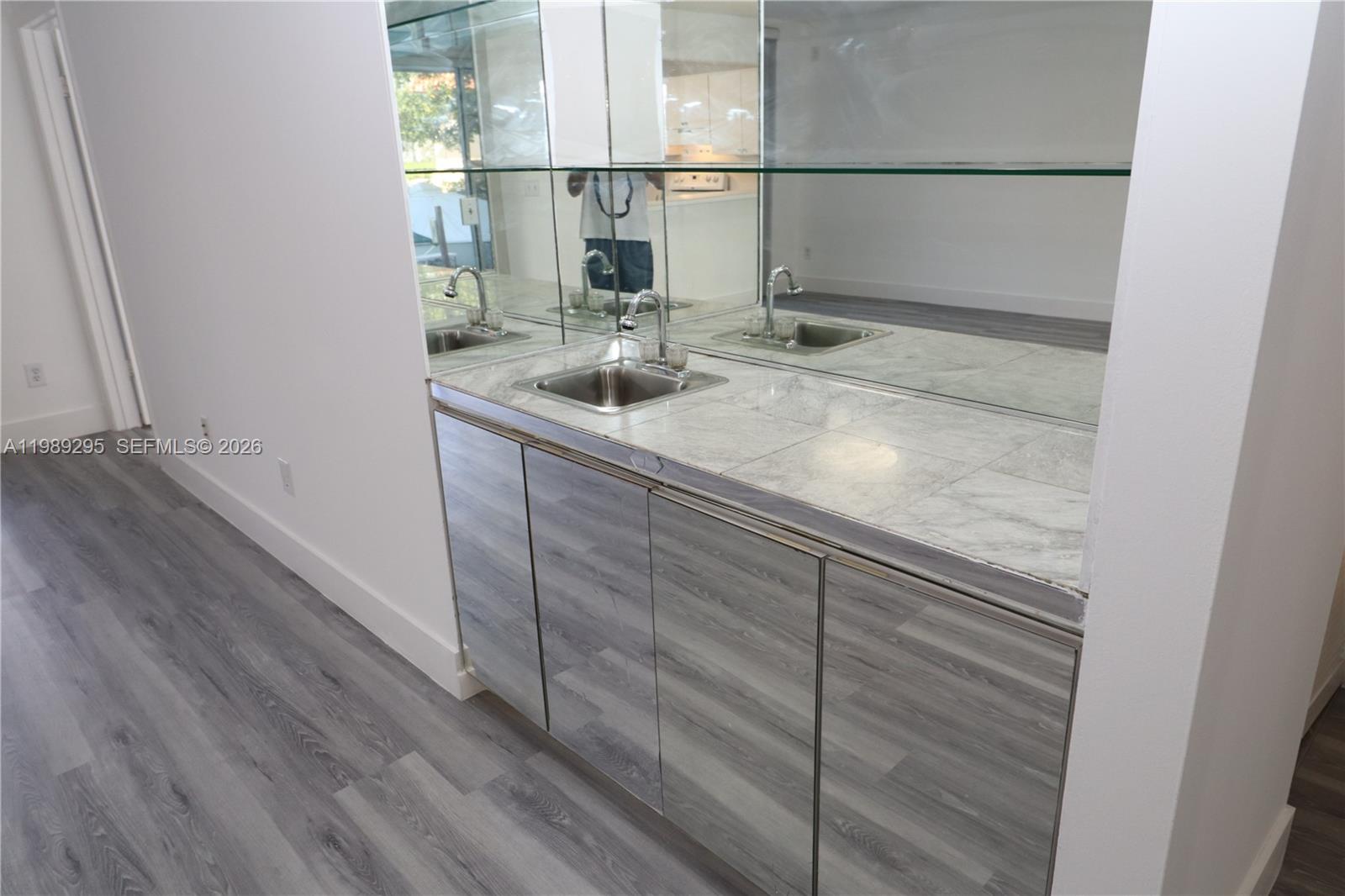 INTRACOASTAL POINT CONDO - Residential Lease