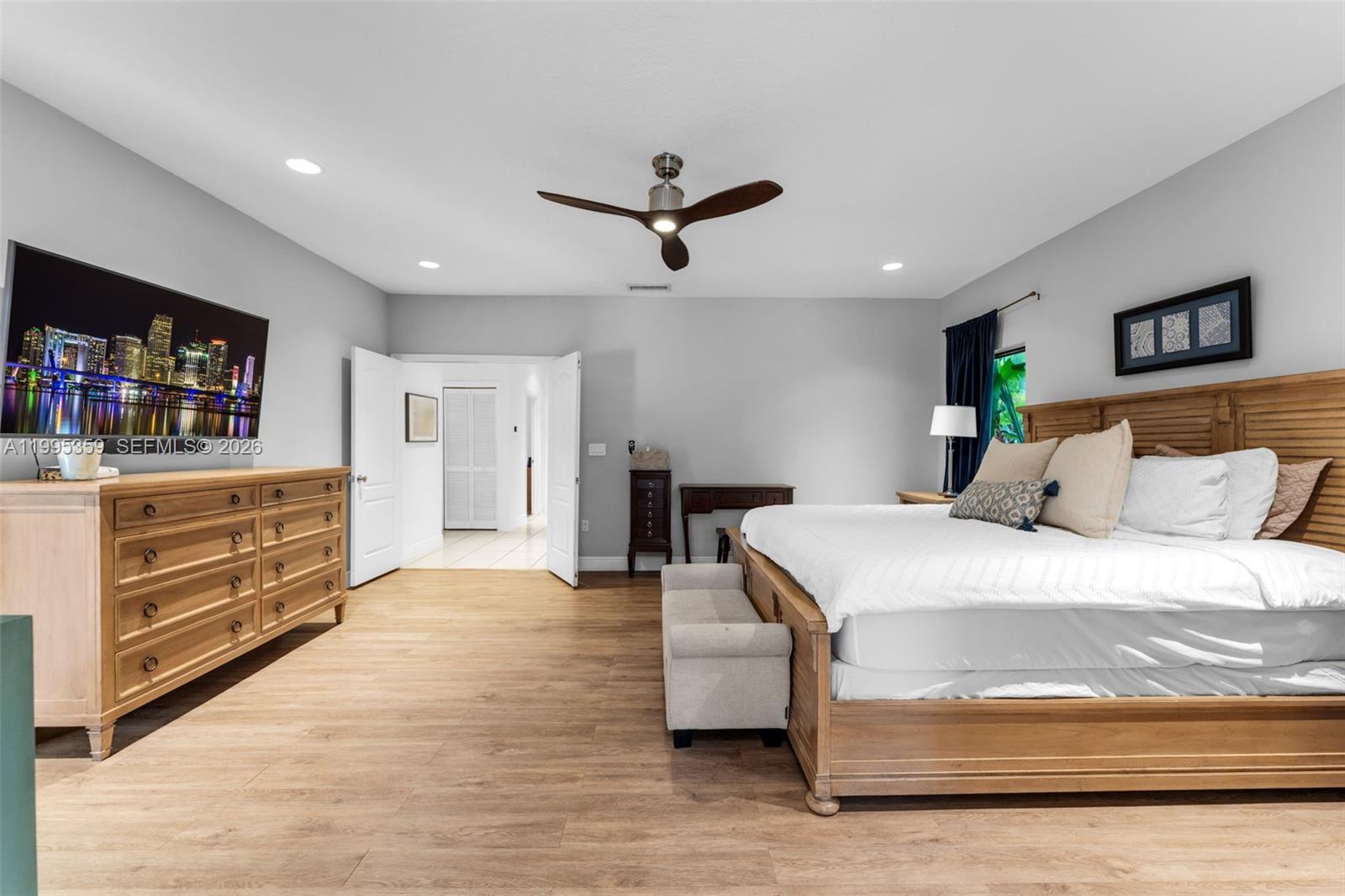 SHARON ESTATES - Residential