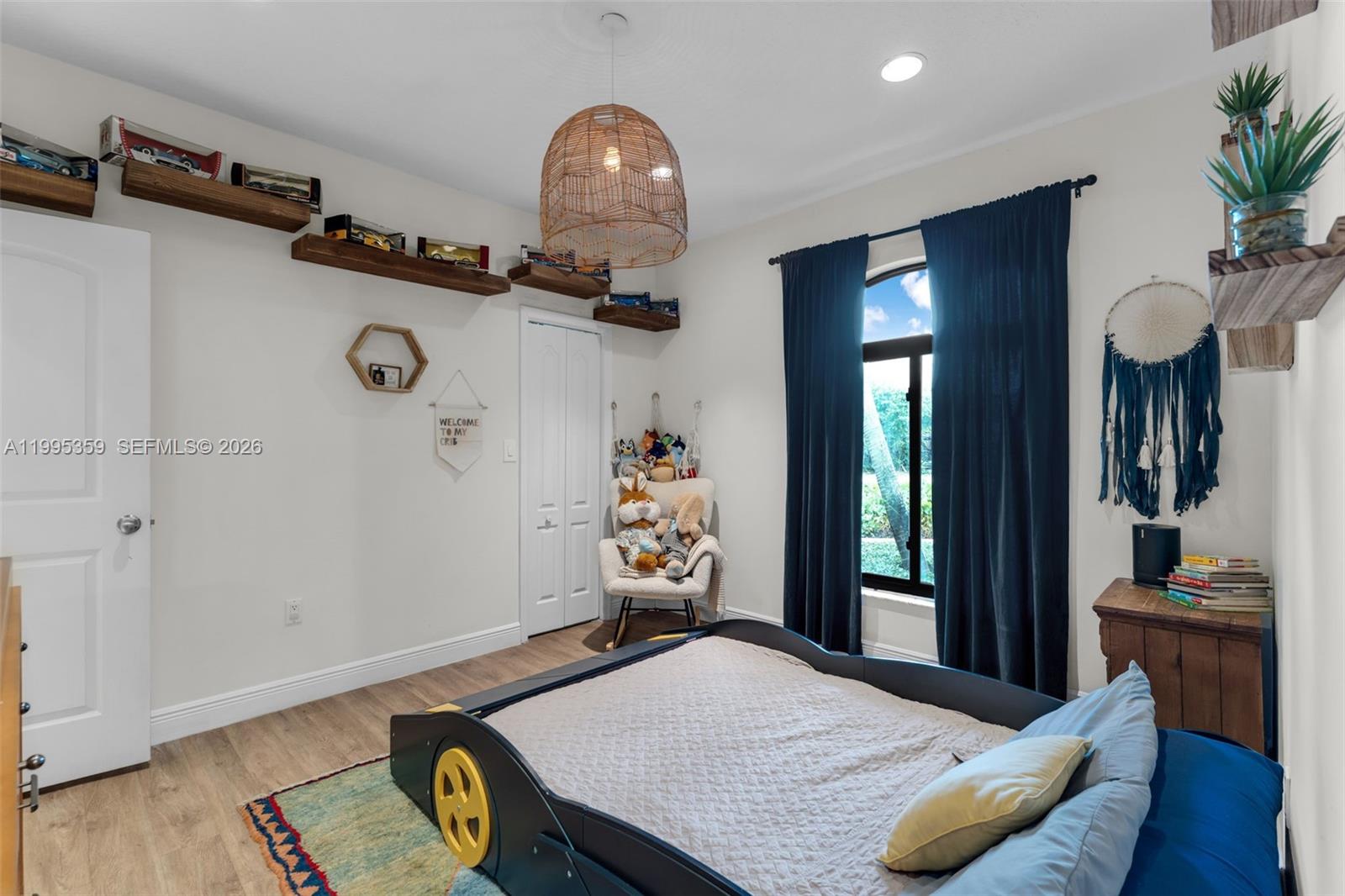 SHARON ESTATES - Residential