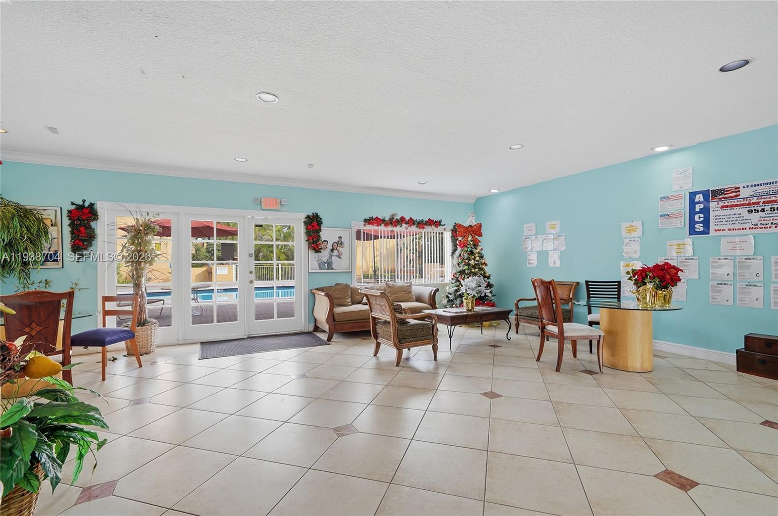 VENETIAN GARDENS AT COUNT - Residential