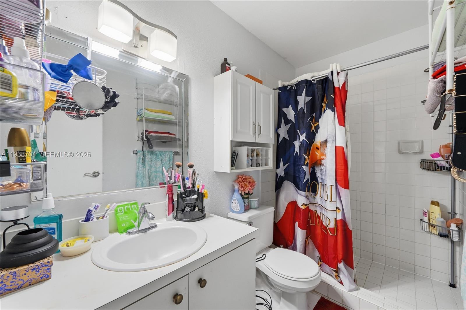 VENETIAN GARDENS AT COUNT - Residential