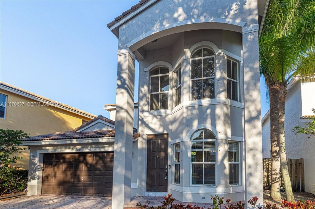 Photo of 1145 E Magnolia Cir, Delray Beach, FL 33445 (MLS # A11970837)