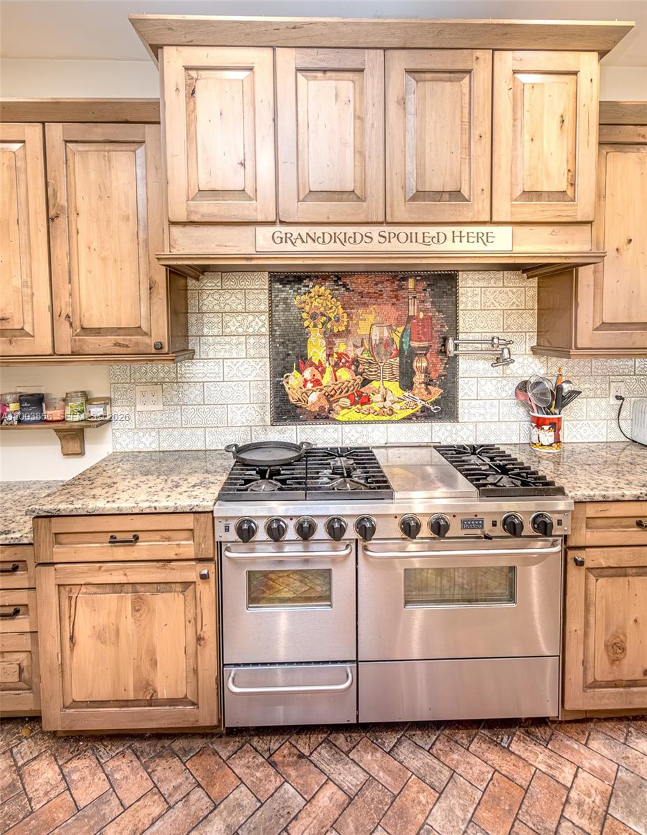 RIVER LANDS - Residential