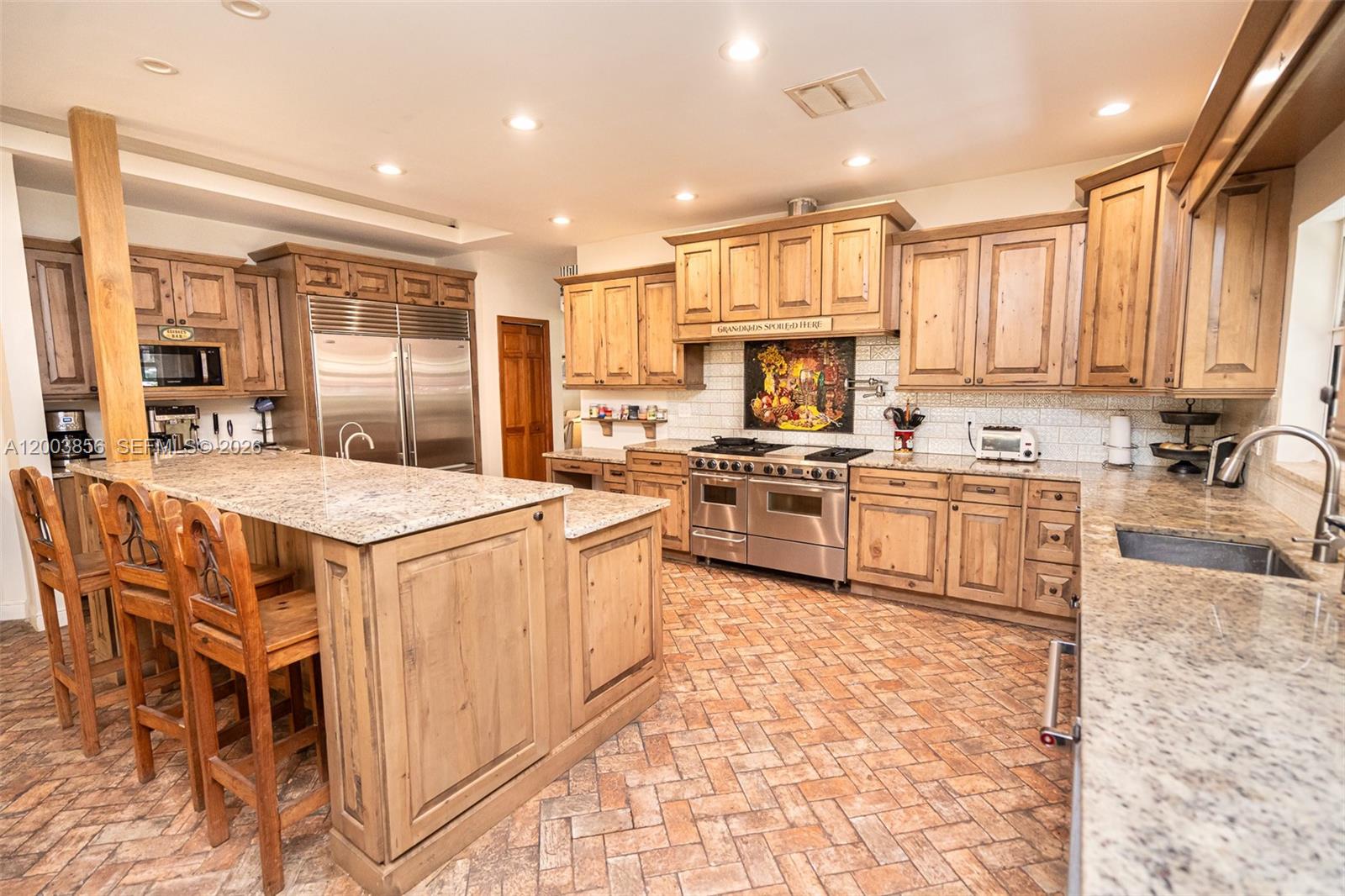 RIVER LANDS - Residential