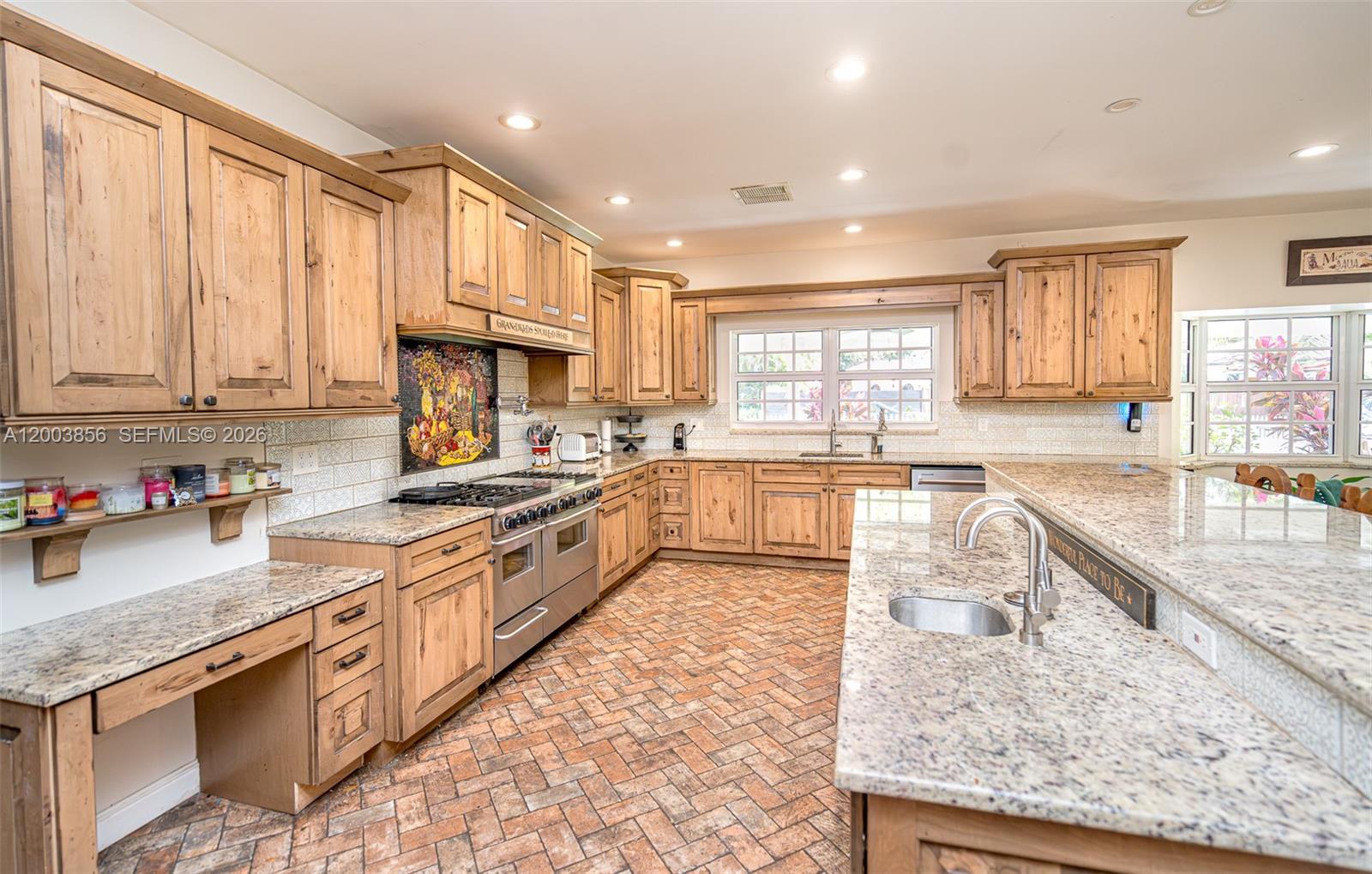 RIVER LANDS - Residential