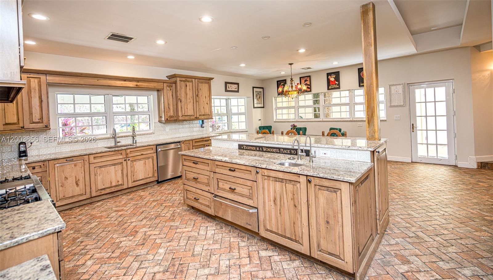 RIVER LANDS - Residential