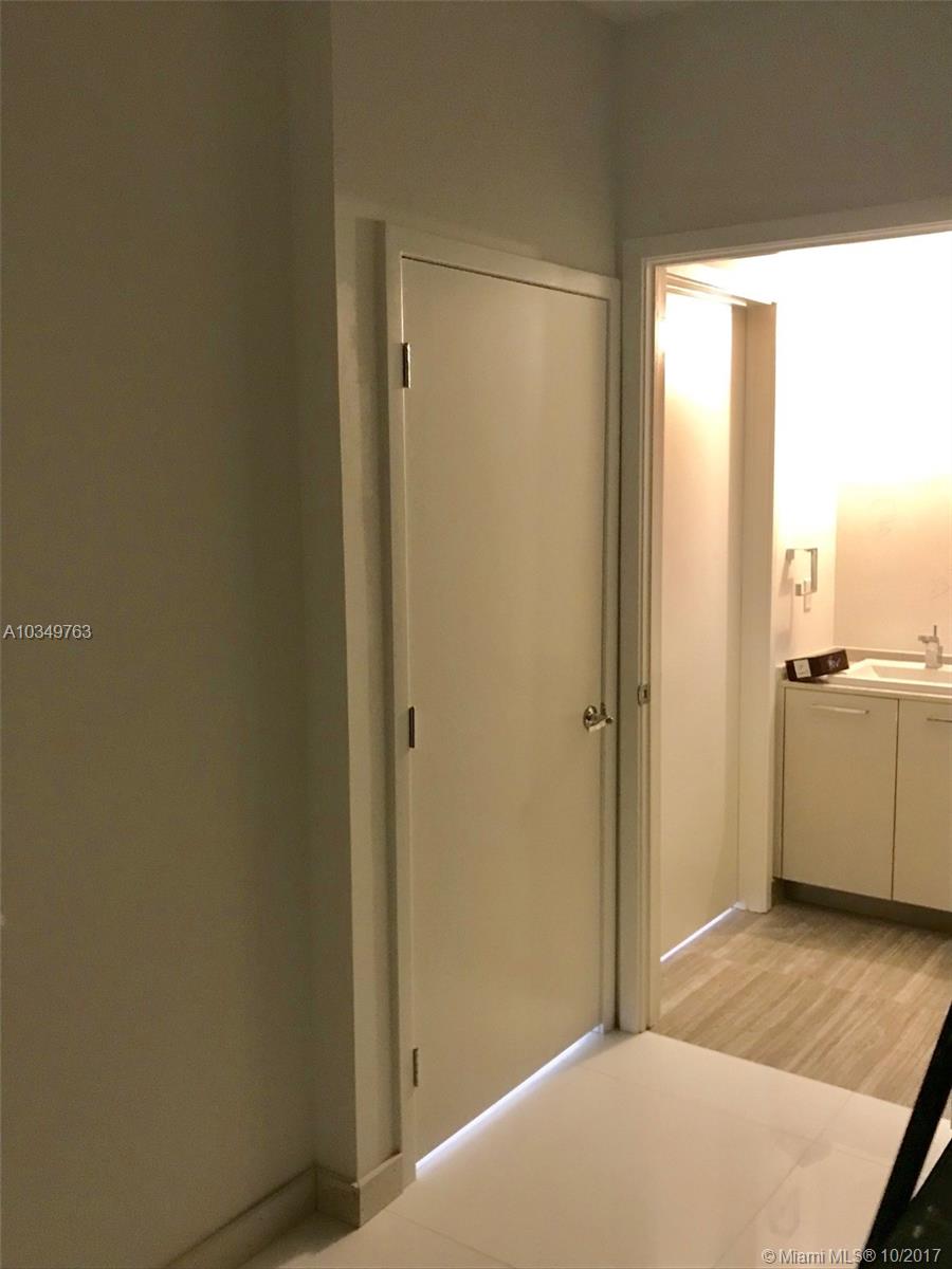 1010 BRICKELL - Residential Lease