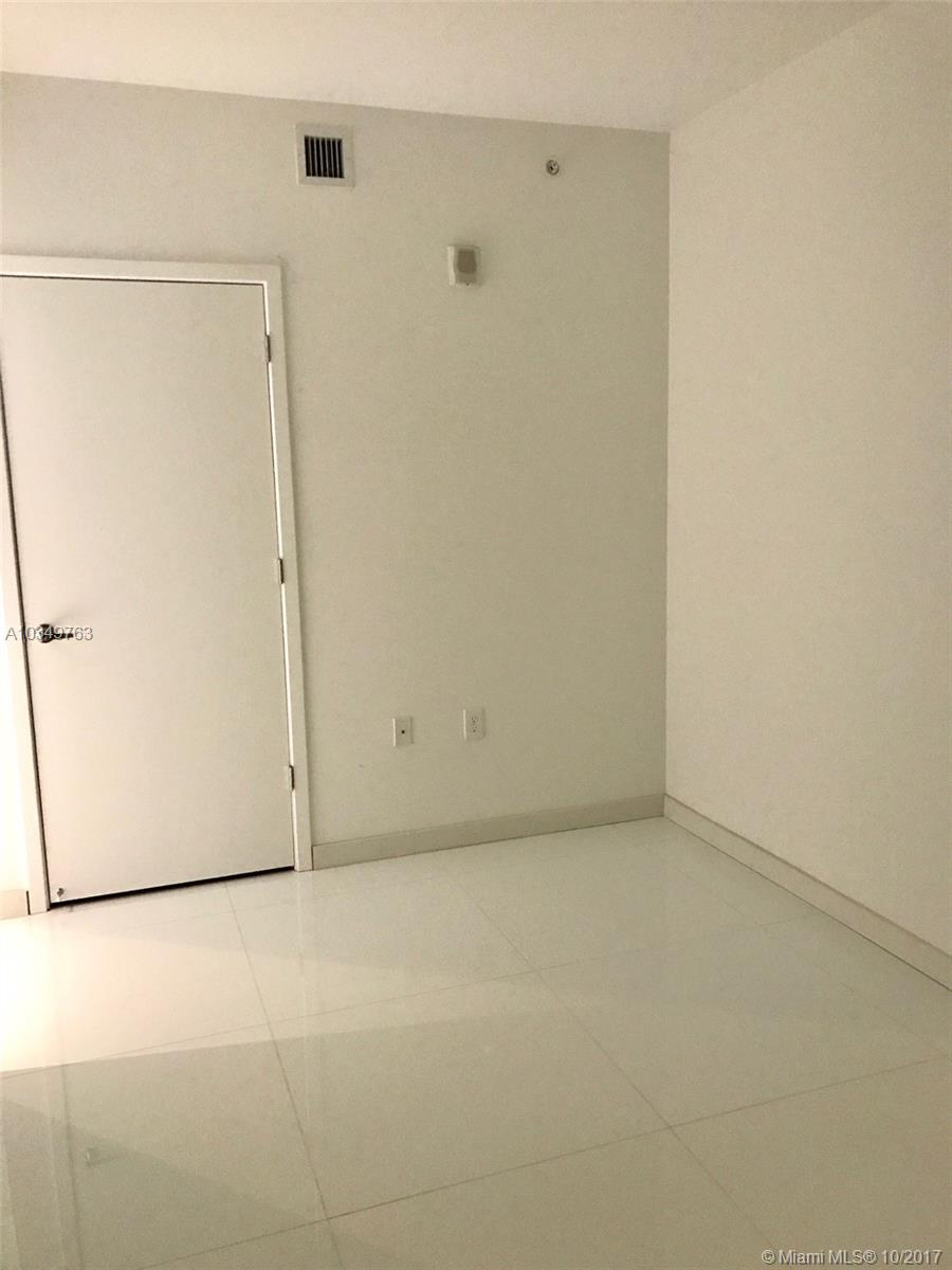 1010 BRICKELL - Residential Lease