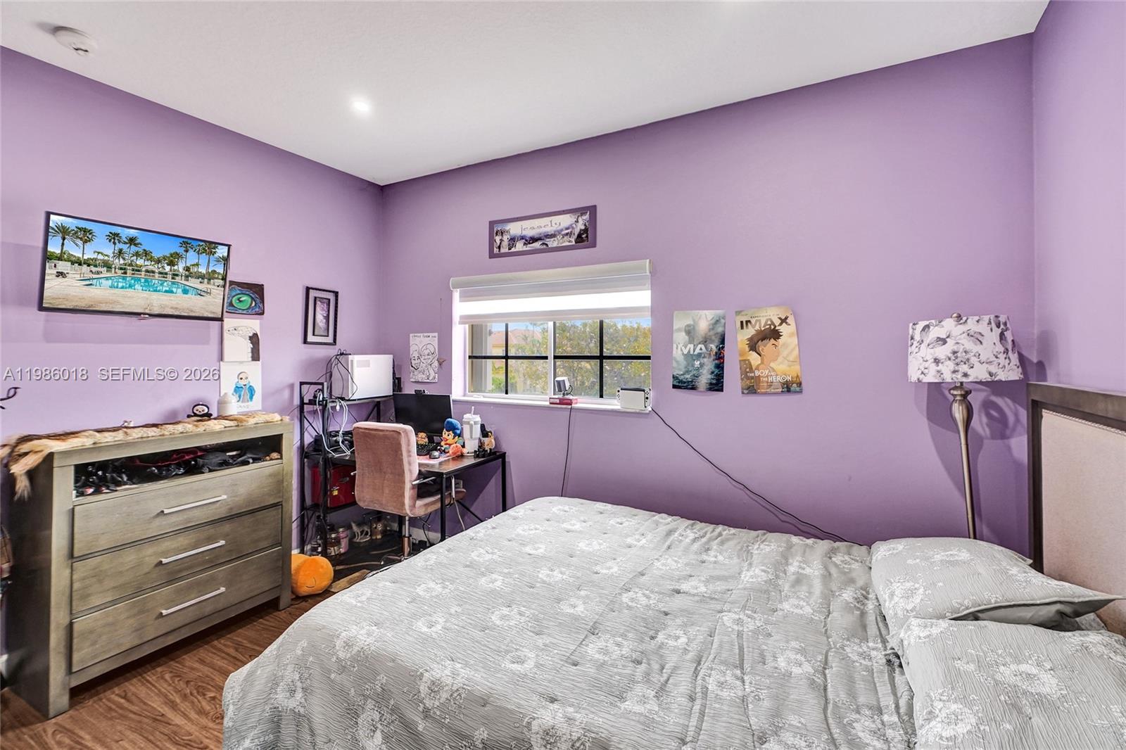 TWIN LAKE SHORES CENTRAL - Residential