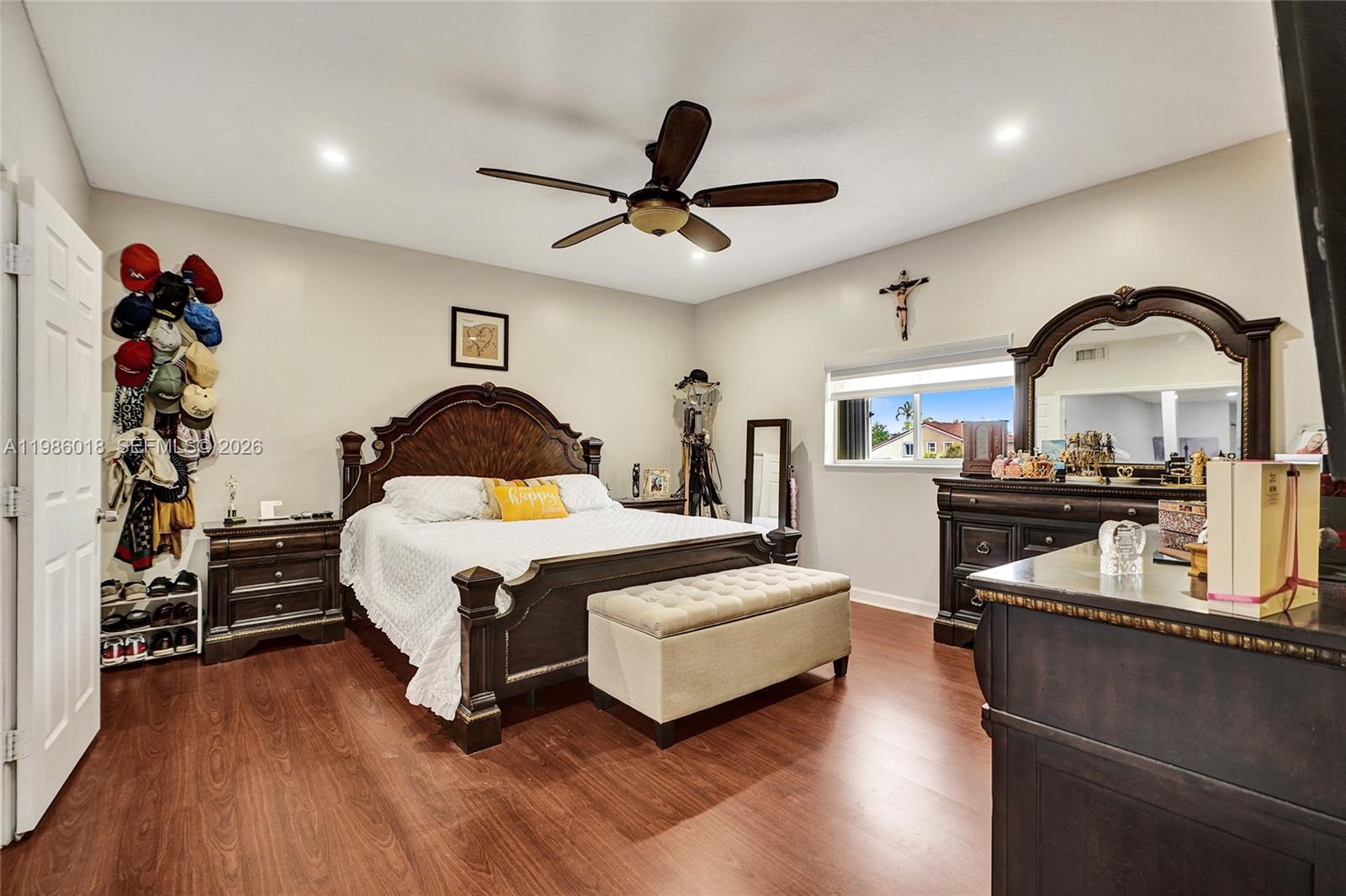 TWIN LAKE SHORES CENTRAL - Residential