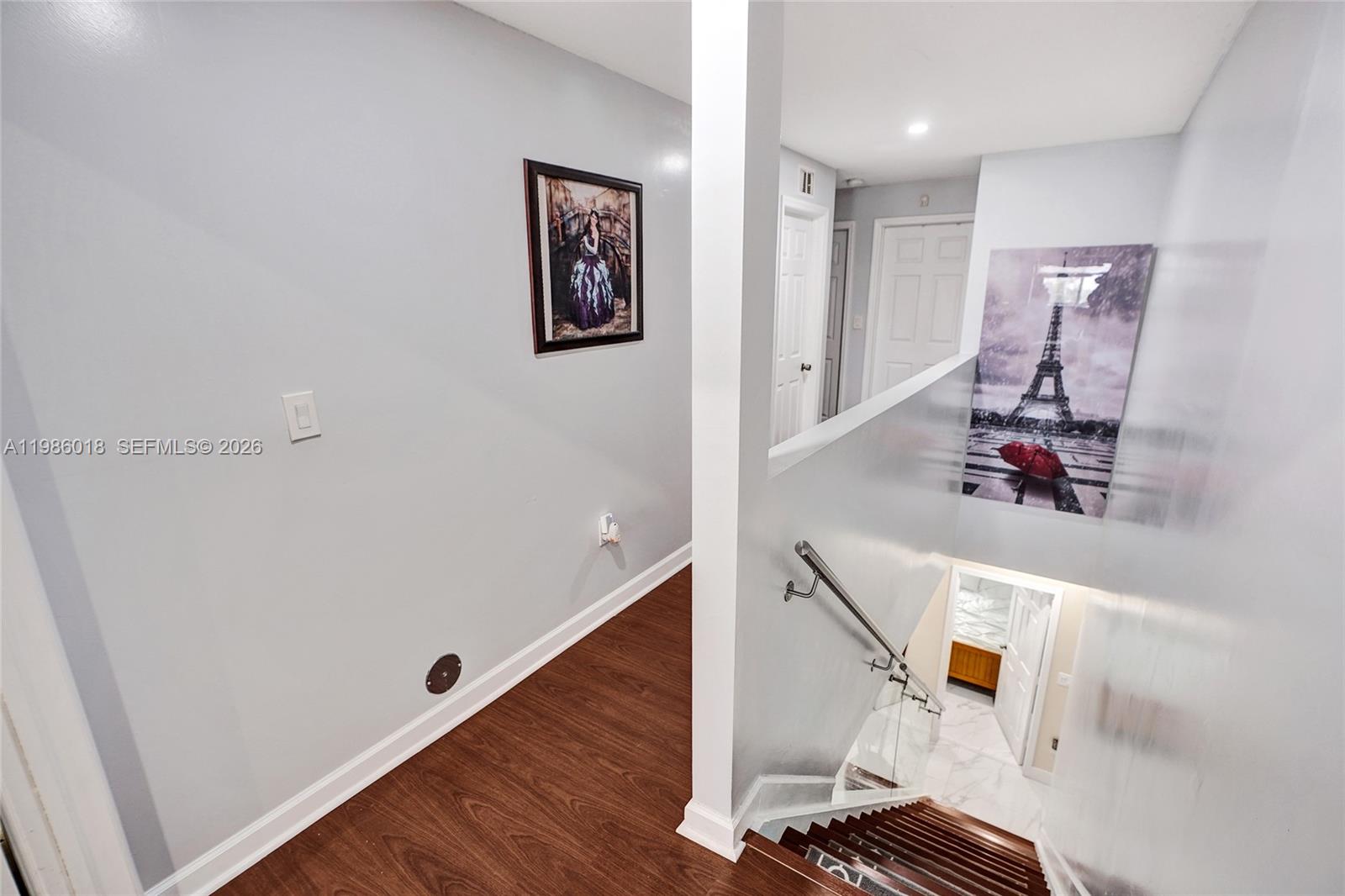 TWIN LAKE SHORES CENTRAL - Residential