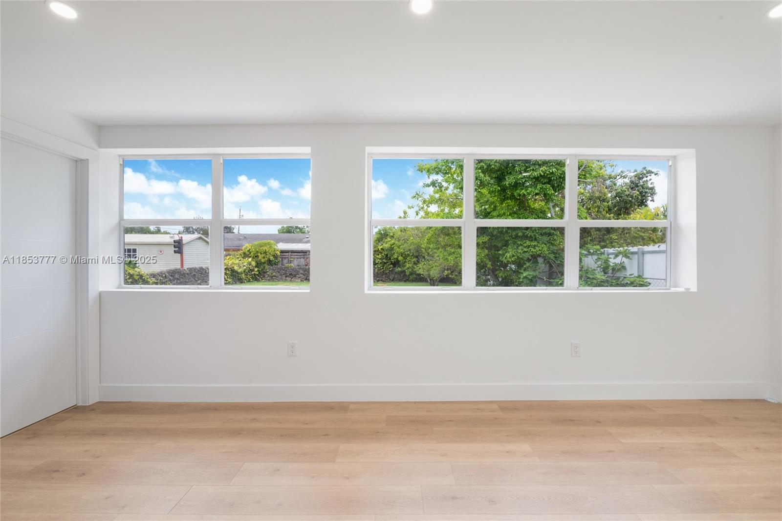 CORAL VILLAS REV - Residential Lease