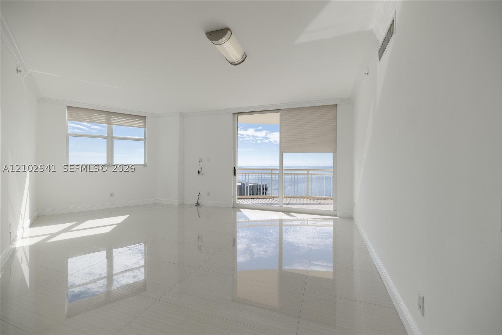 2475 Brickell Ave 1807