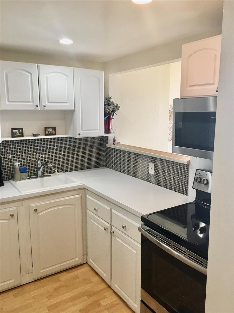 20379 W Country Club Dr 1737