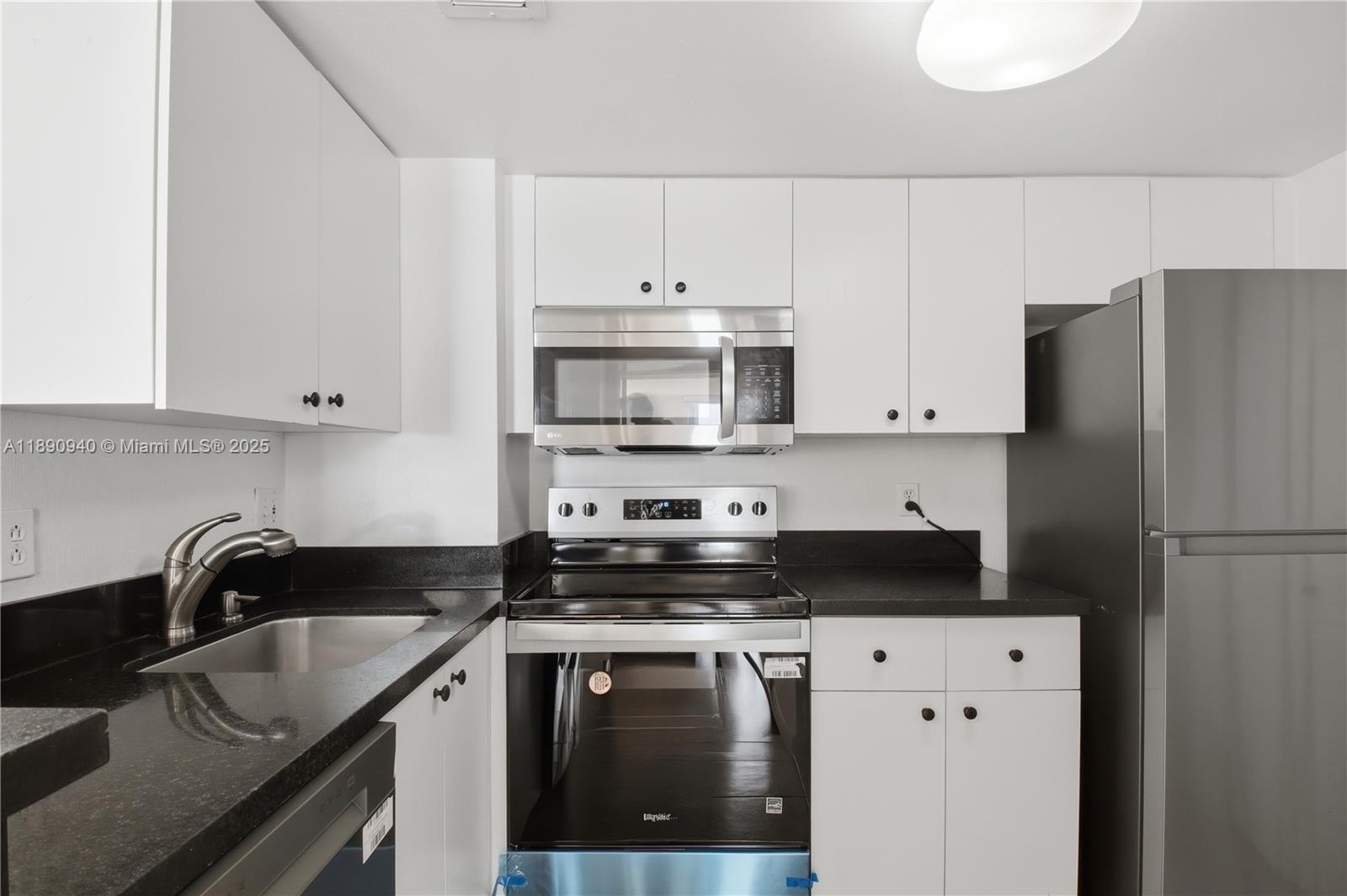 ISOLA CONDO - Residential Lease