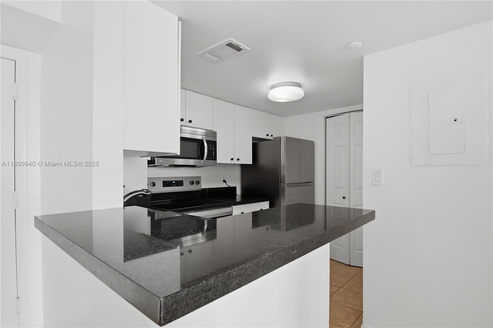 ISOLA CONDO - Residential Lease