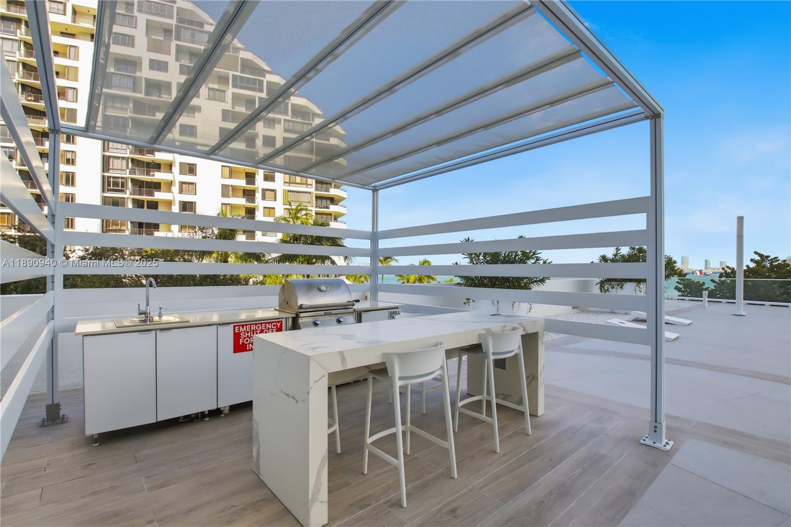 ISOLA CONDO - Residential Lease