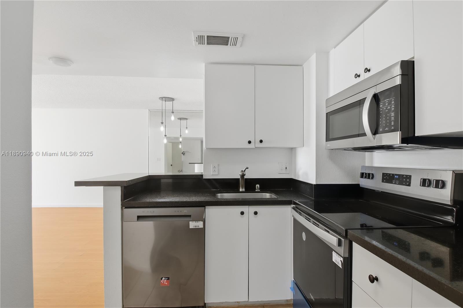 ISOLA CONDO - Residential Lease