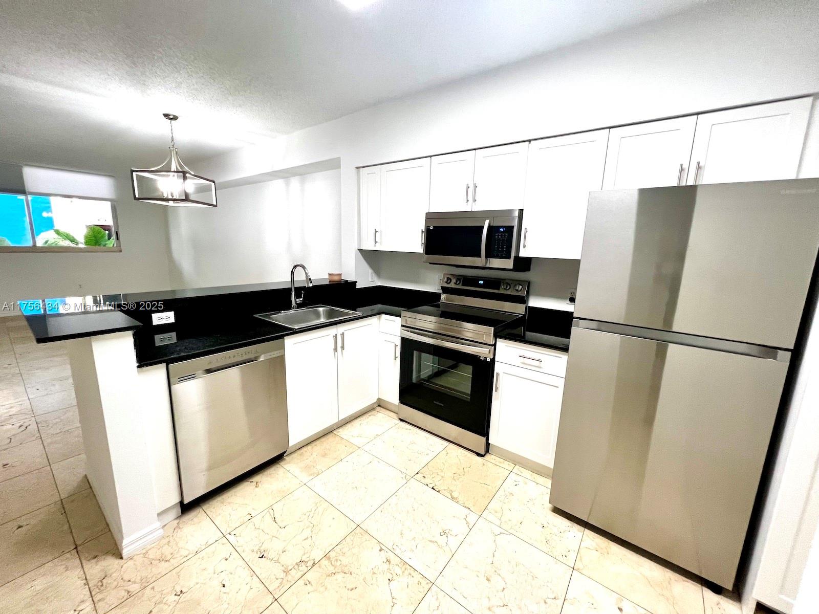 5091 Nw 7th St 103, Miami, Broward County, Florida - 2 Bedrooms  
1 Bathrooms - 