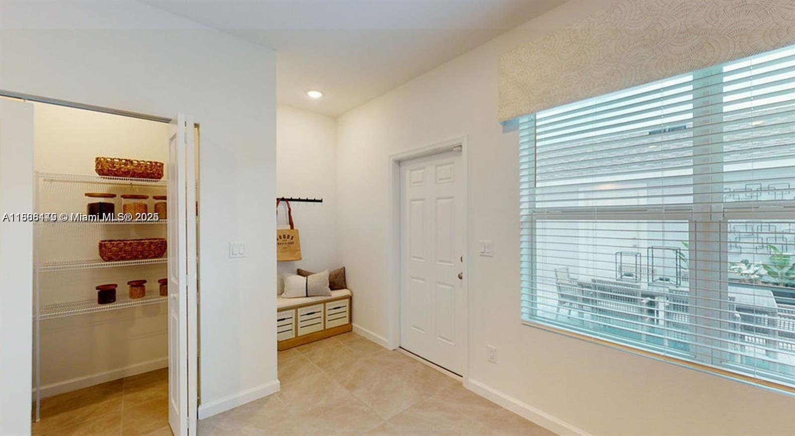 Tavalo Tradition - Residential Lease