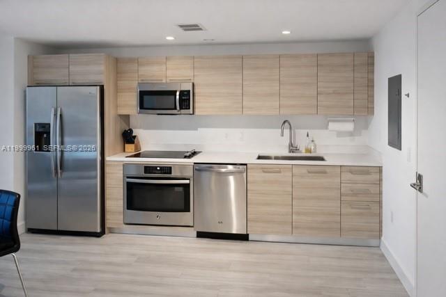 3401 MIDTOWN CONDO - Residential