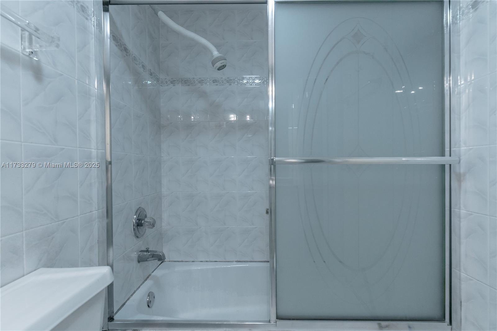 WINSTON TOWERS 100 CONDO - Residential