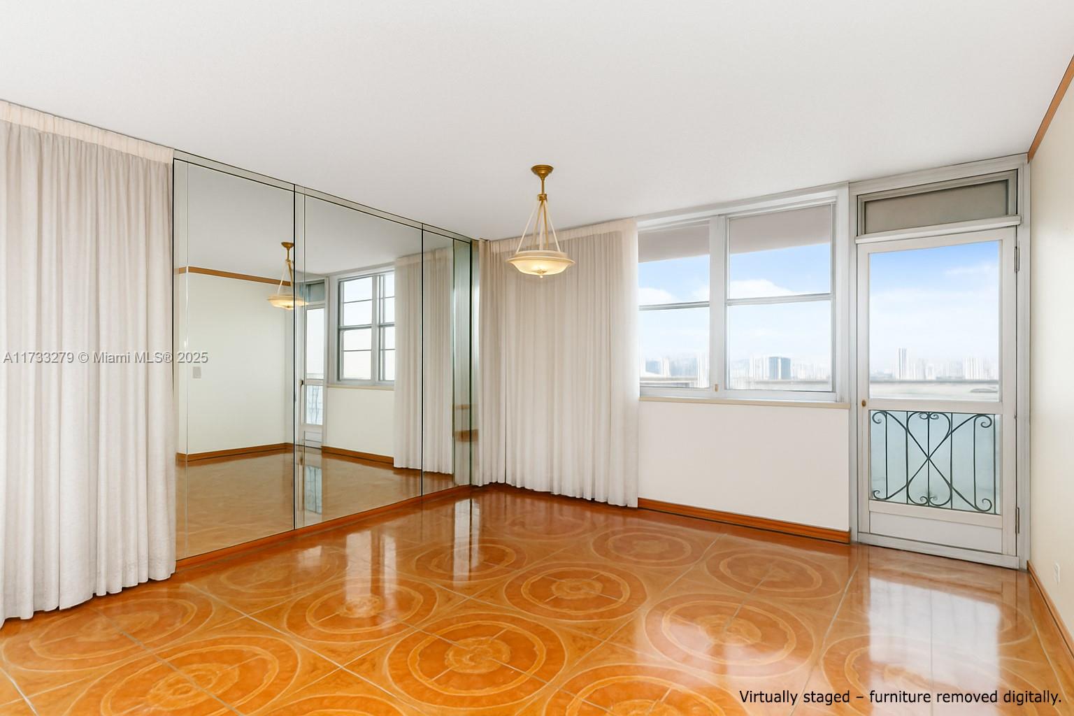 WINSTON TOWERS 100 CONDO - Residential