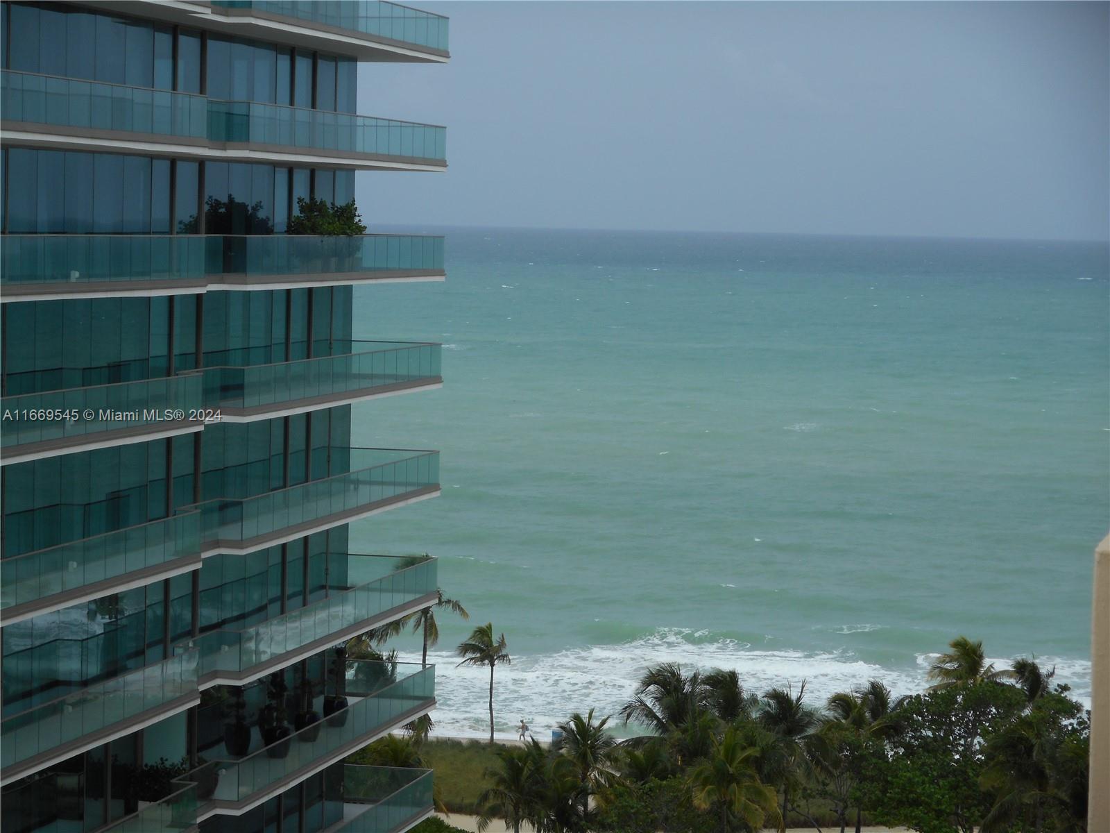 10185 Collins Ave 1204