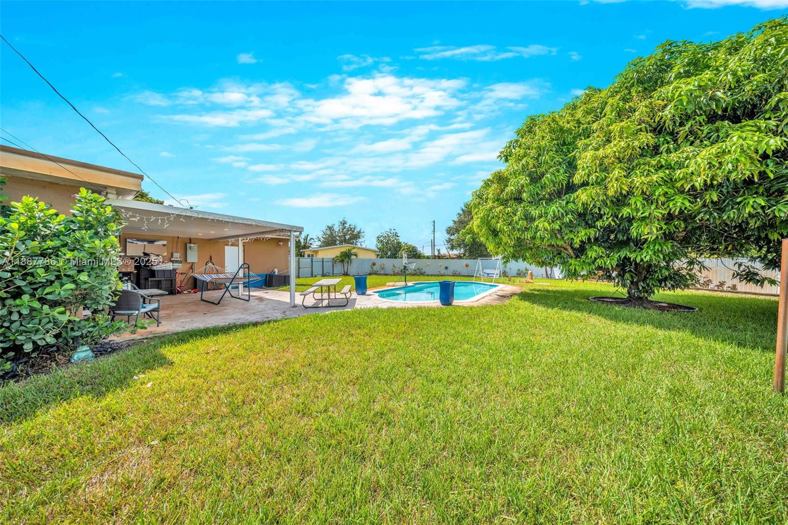 CAROL CITY 2ND ADDN - Residential