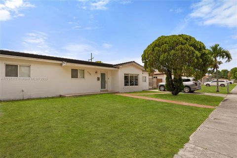 1730 SW 97th Ct Miami FL 33165