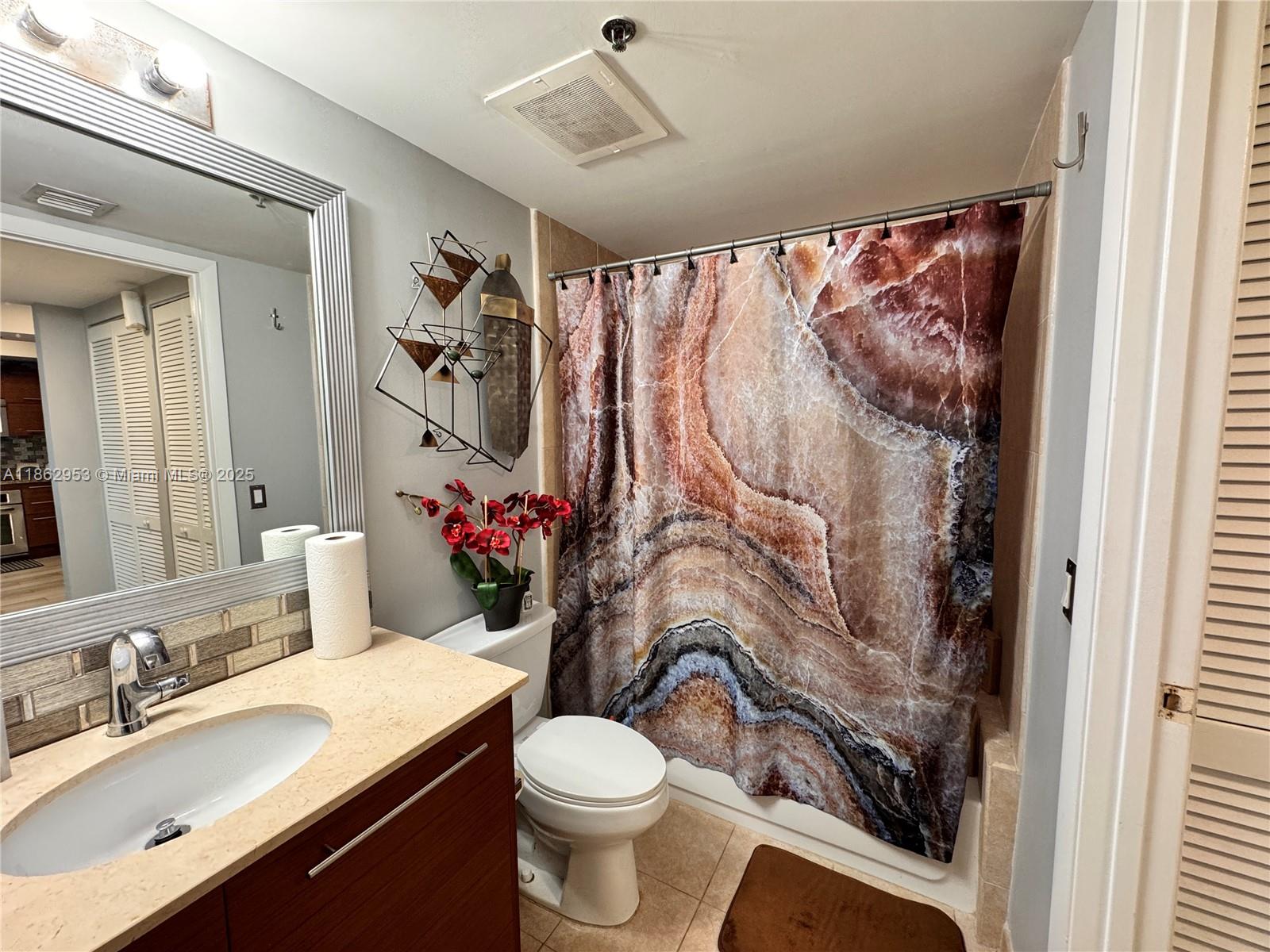 TAO SAWGRASS CONDOMINIUM - Residential Lease