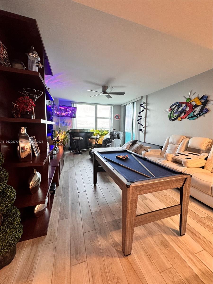 TAO SAWGRASS CONDOMINIUM - Residential Lease