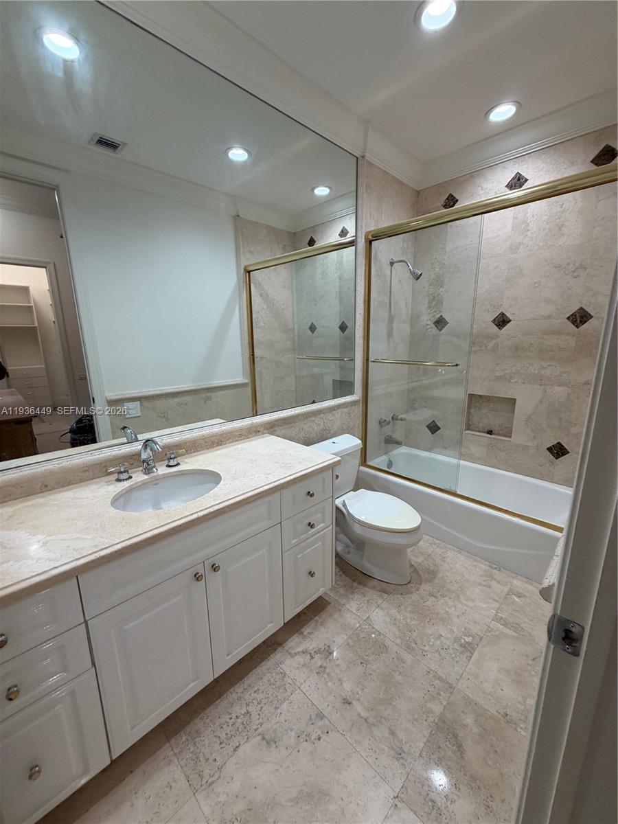 CUTLER OAKS ESTATES - Residential